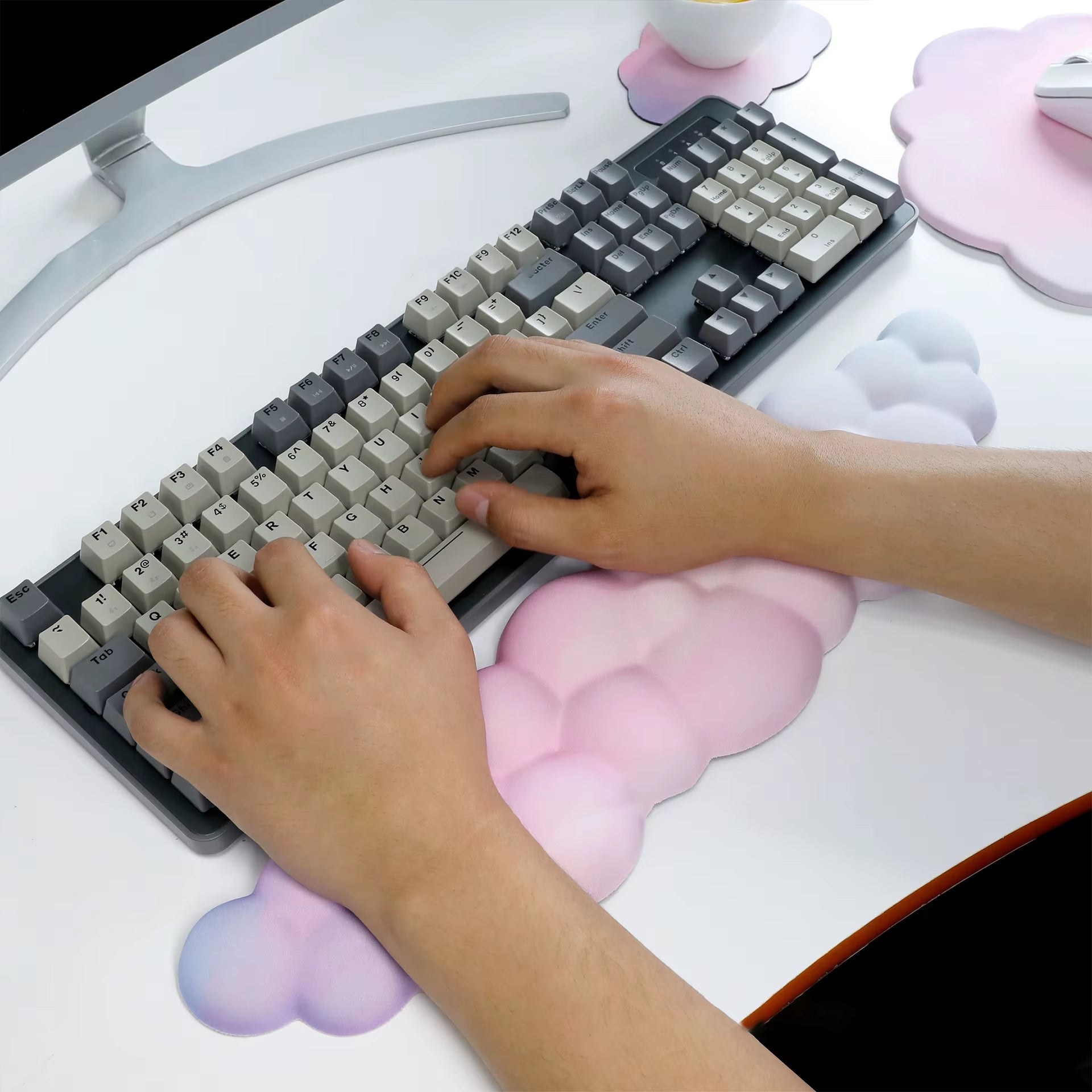 Kawaii Cloud Wrist Rest Mouse Pad Keyboard Set Memory Foam Cute Aesthetic Gamer